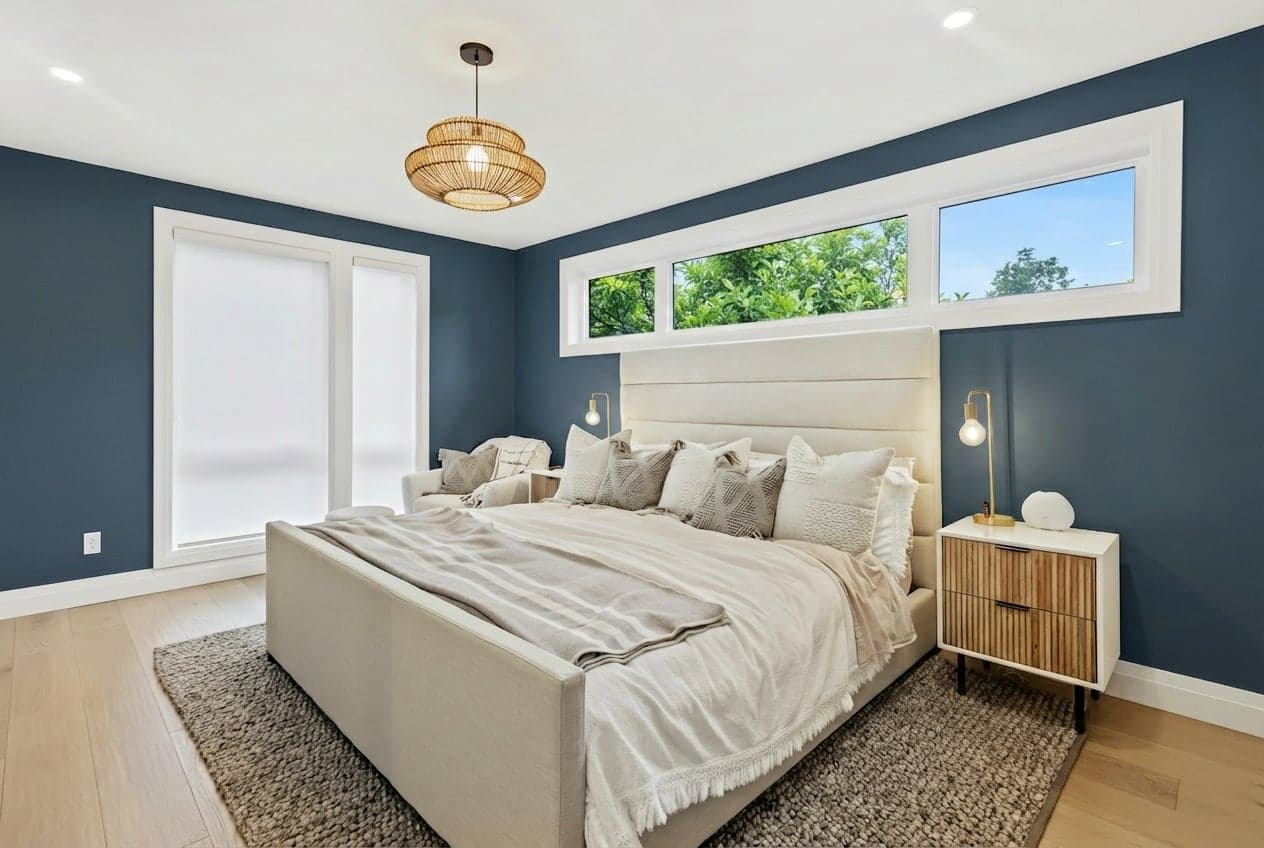 Room with walls painted in Gentleman's Gray 2062-20 by Benjamin Moore