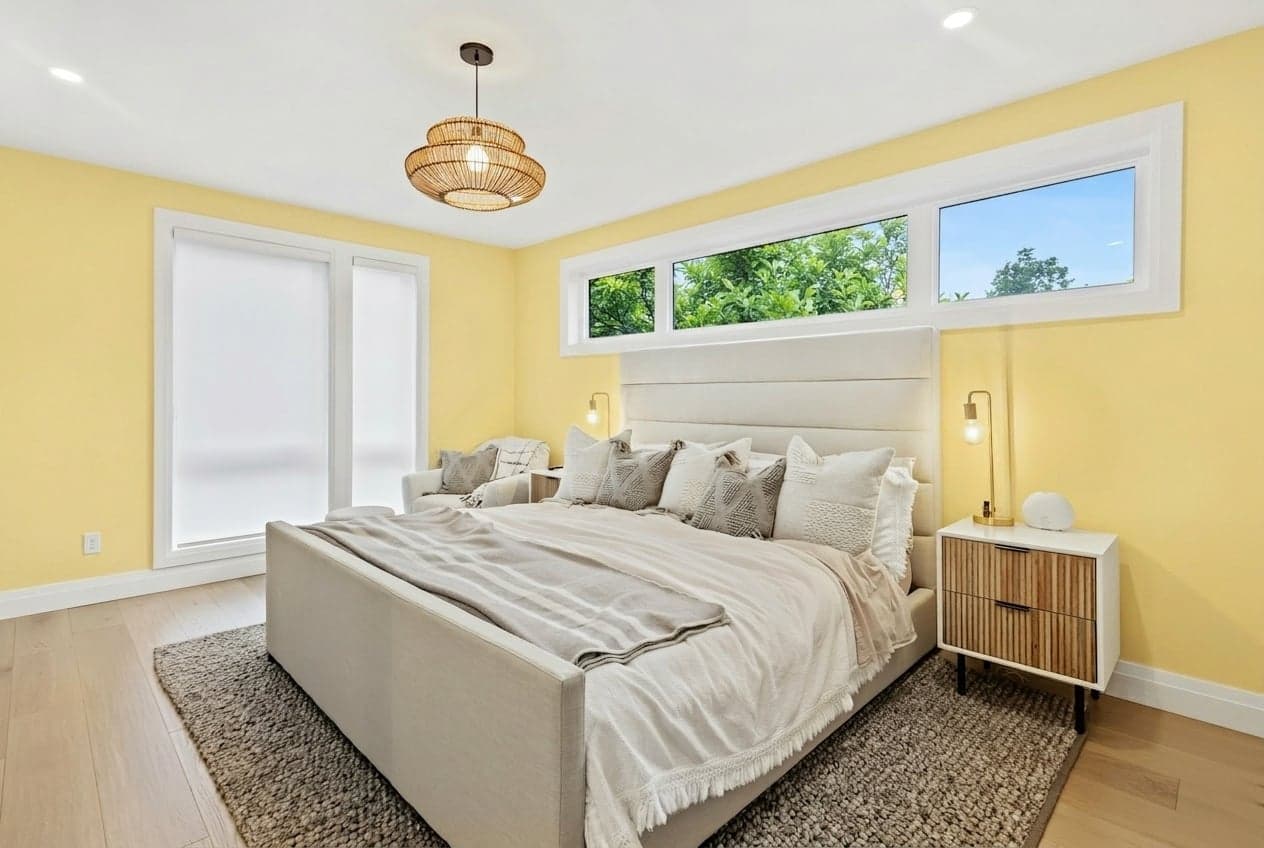 Room with walls painted in Beekeeper DET499 by Dunn-Edwards