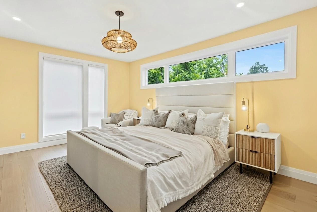 Room with walls painted in Lemon Caipirinha DET490 by Dunn-Edwards