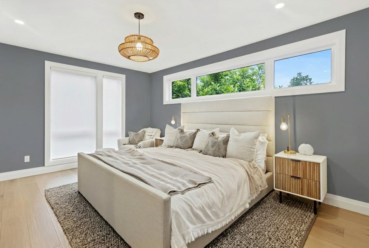 Room with walls painted in Rhythm & Blues DET595 by Dunn-Edwards