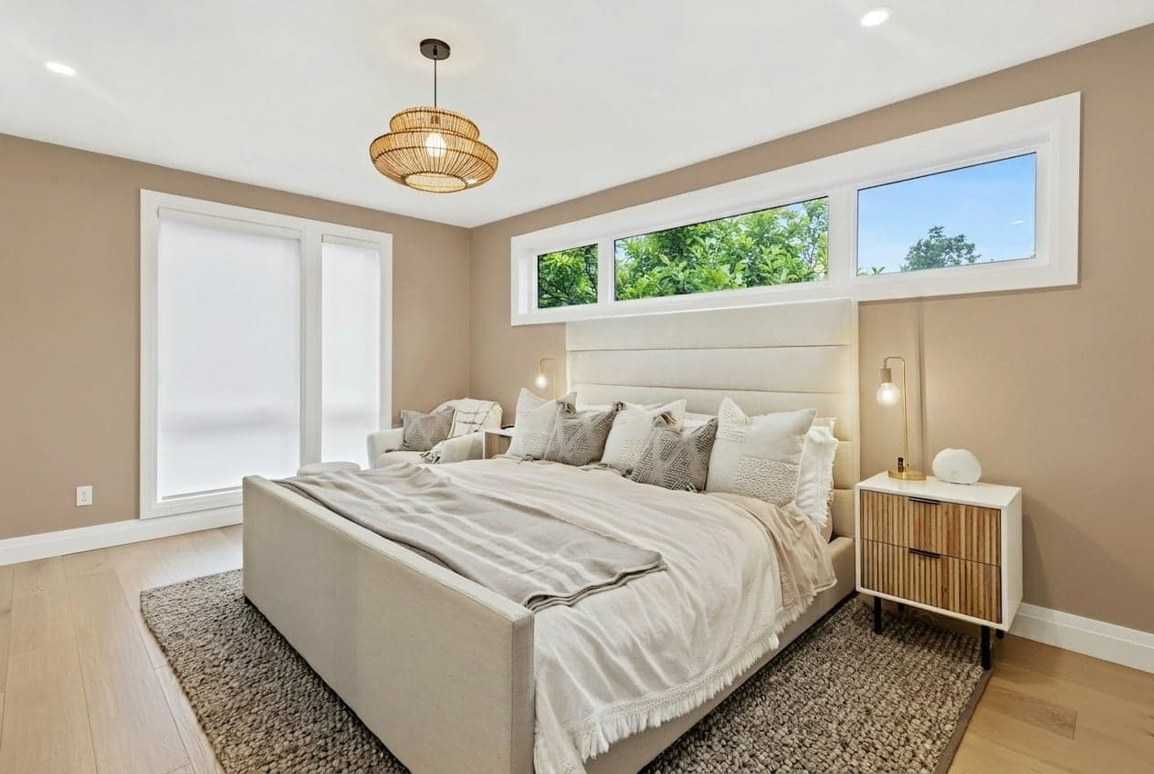 Room with walls painted in Saddle Up DET690 by Dunn-Edwards