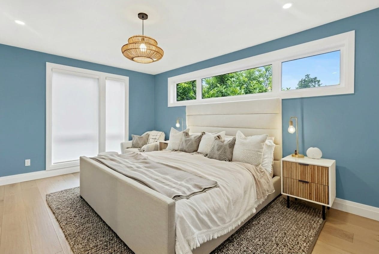 Room with walls painted in Salt Box Blue DET562 by Dunn-Edwards