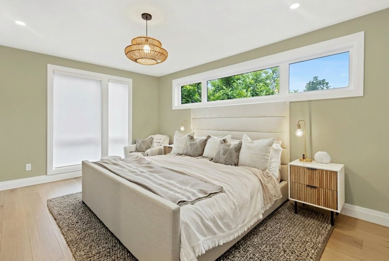 Room with walls painted in That's Atomic DET504 by Dunn-Edwards