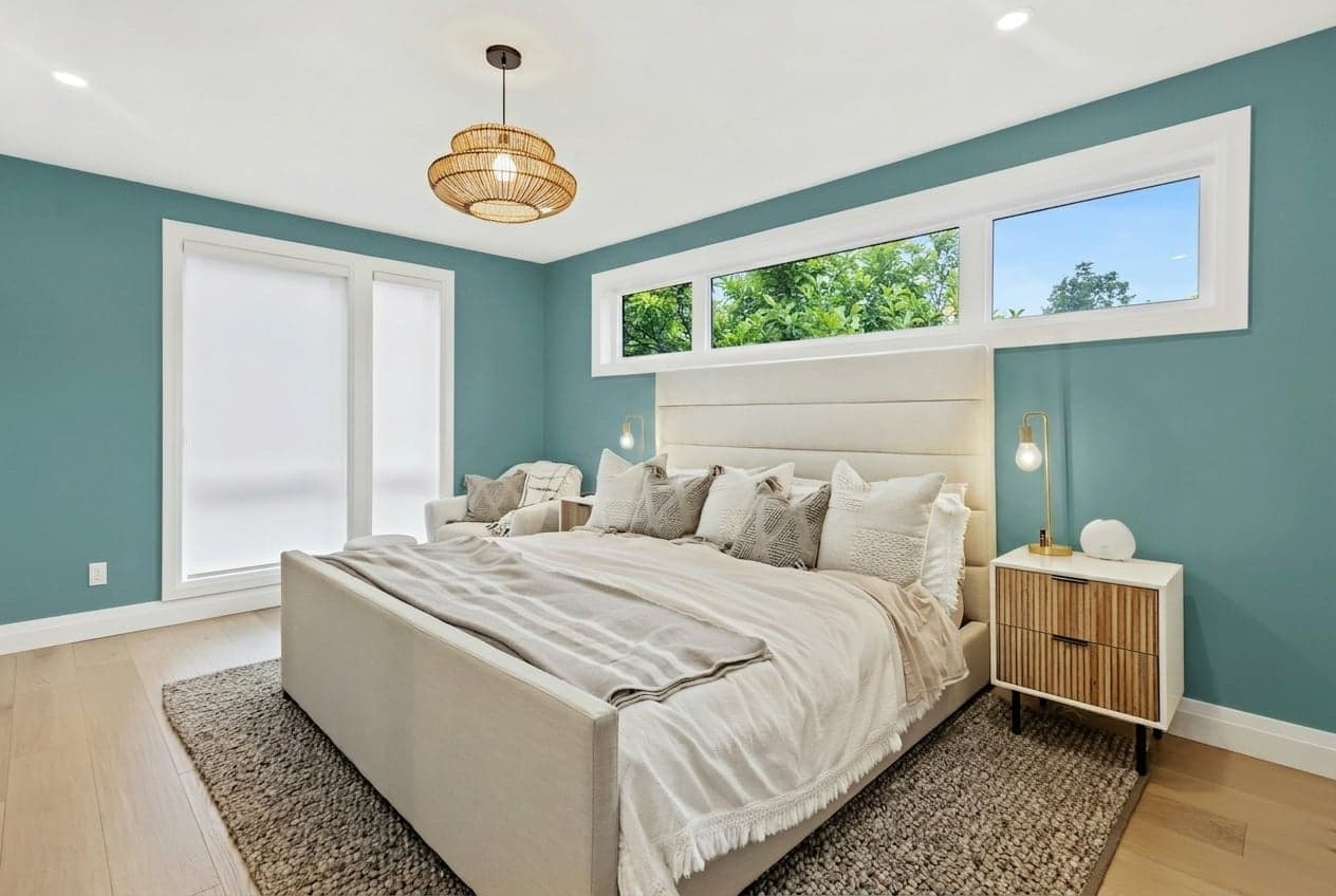 Room with walls painted in Tranquil Seashore DET542 by Dunn-Edwards