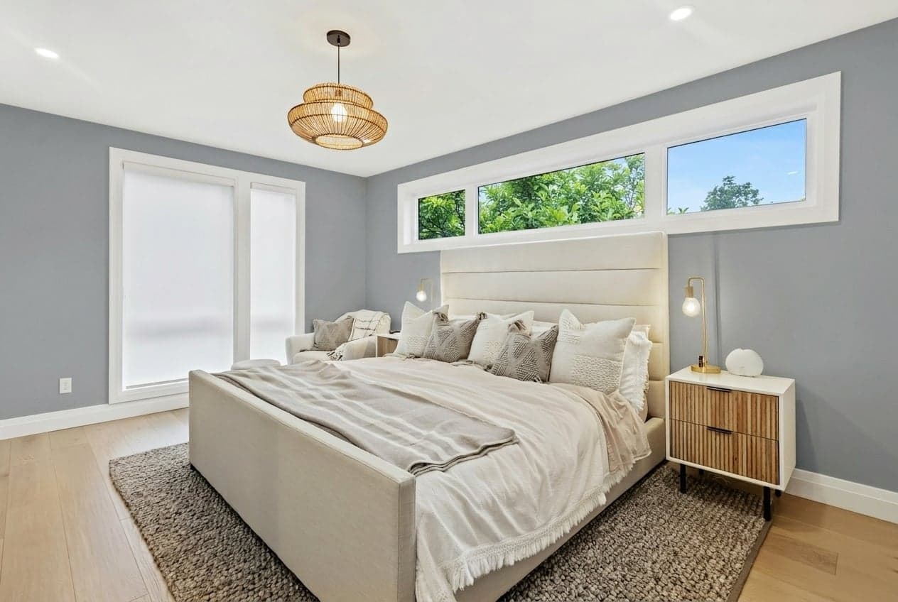 Room with walls painted in Wolverine DET610 by Dunn-Edwards
