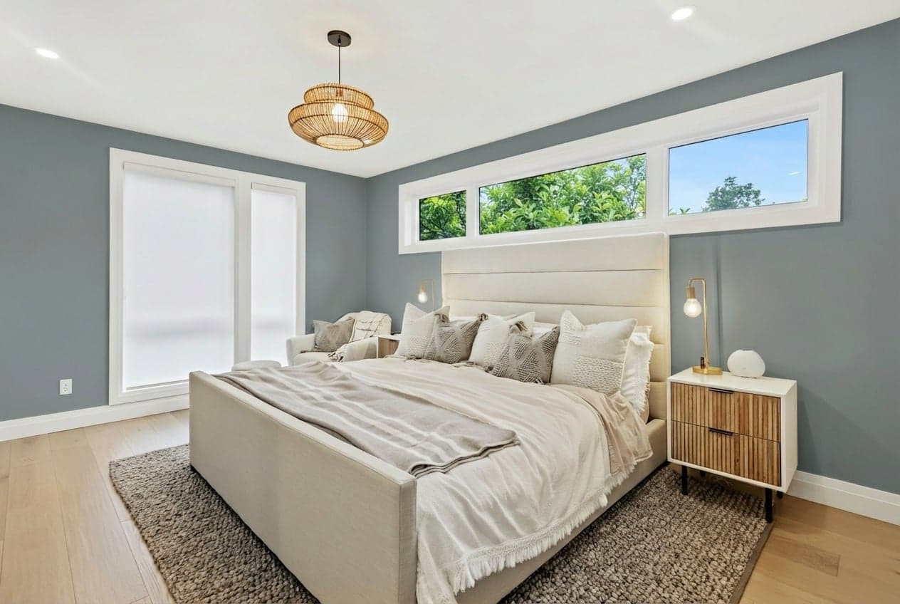 Room with walls painted in De Nimes 299 by Farrow & Ball