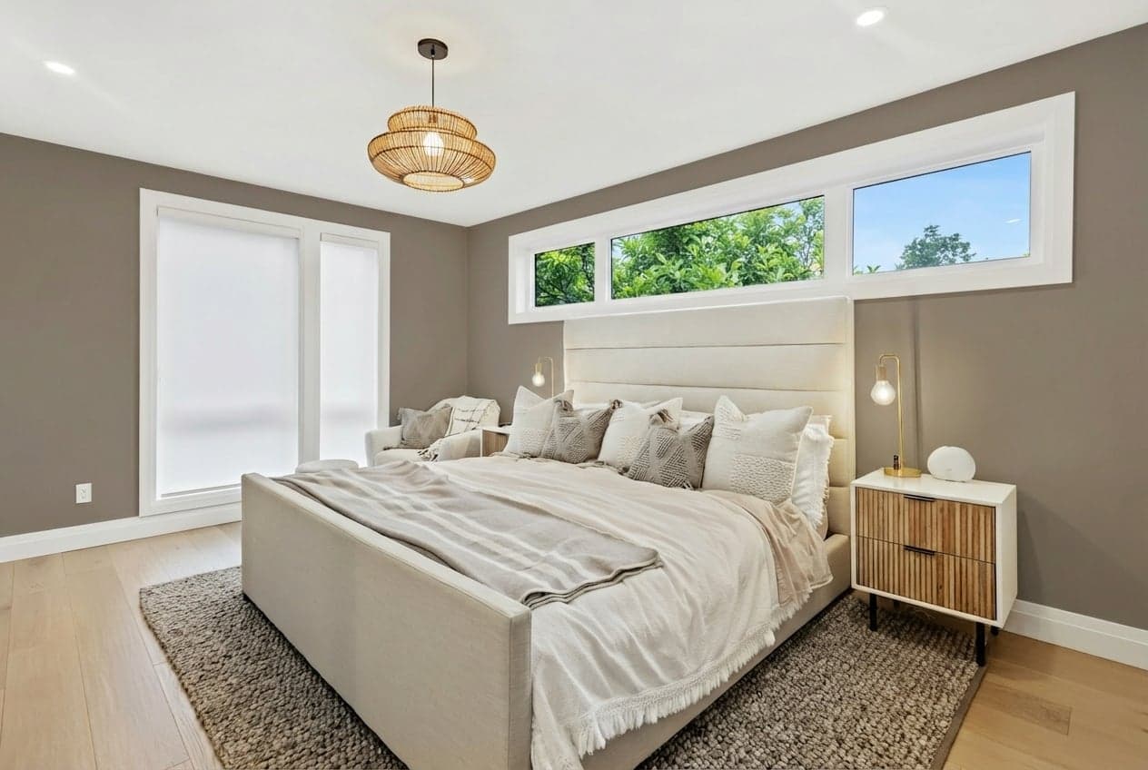 Room with walls painted in Clam Shell PPG1023-6 by PPG