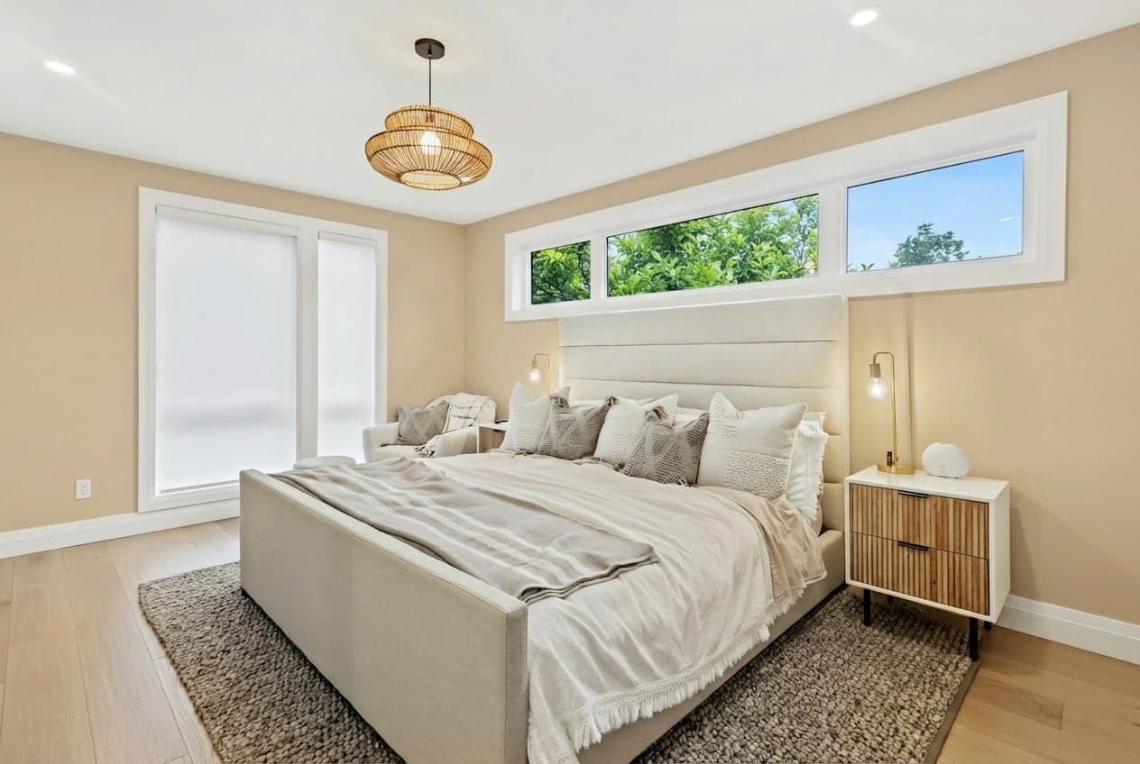 Room with walls painted in Pony Tail PPG1086-4 by PPG