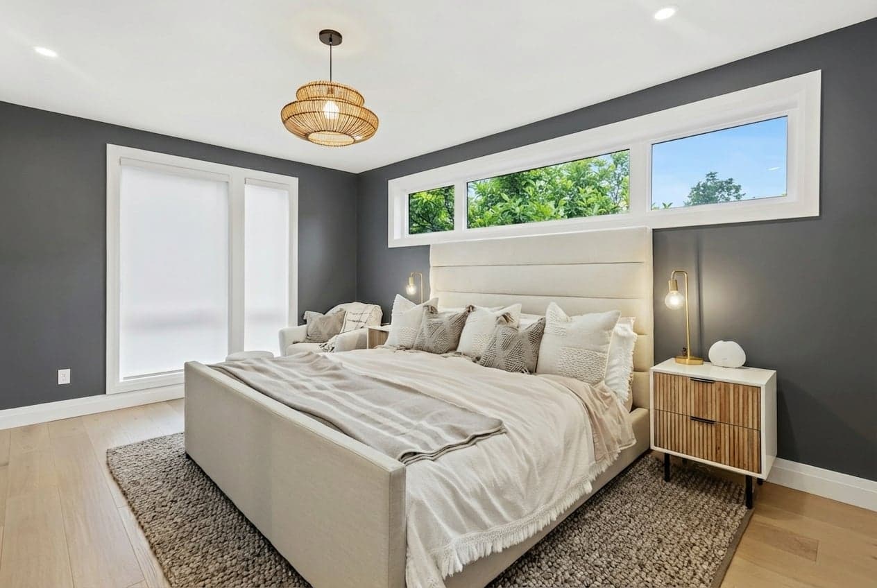 Room with walls painted in Cyberspace SW-7076 by Sherwin-Williams