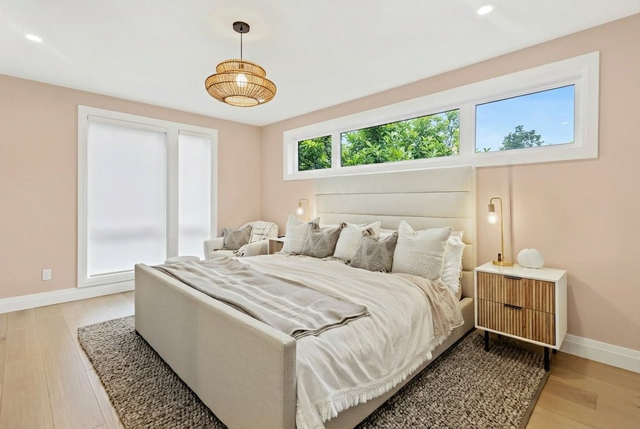 Room with walls painted in Alpaca Mittens T534 by Valspar