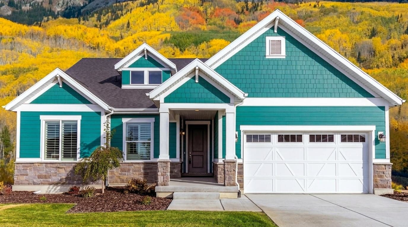 House with siding painted in Go-Go Green DET533 by Dunn-Edwards